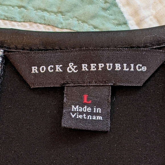 Rock & Republic Bull Skull Hi/Lol Light Sweater - Picture 4 of 9